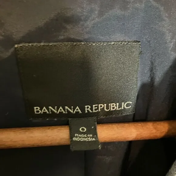 Banana Republic, Jean blazer, excellent condition, size 0 - Picture 2 of 4